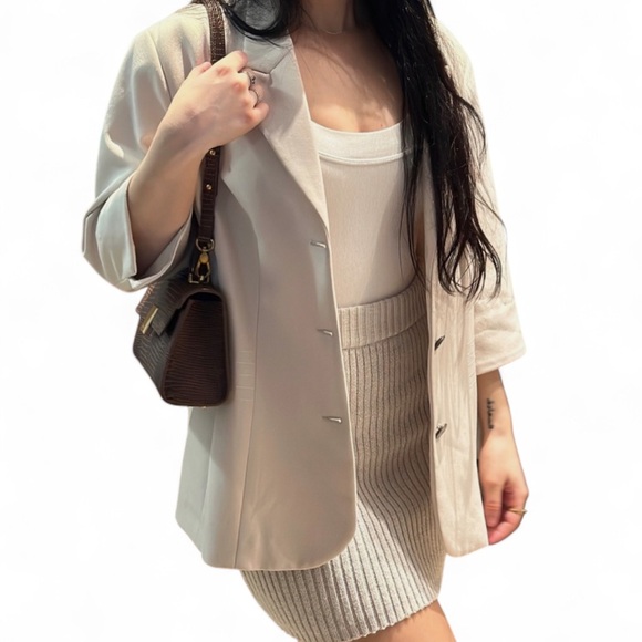 Click Collection Short Sleeve Blazer - Picture 5 of 6